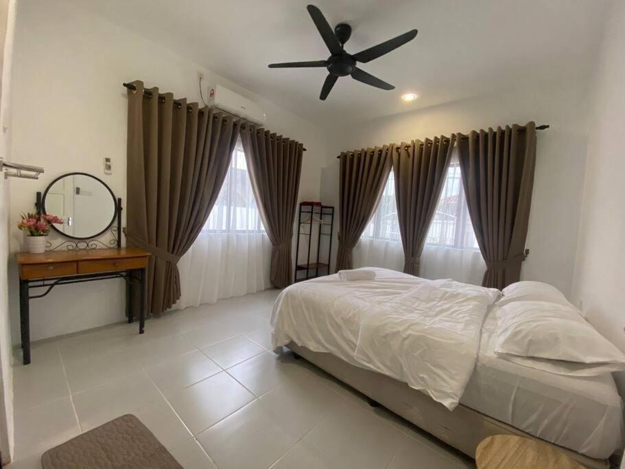 The Lawo Homestay Kuala Terengganu Esterno foto
