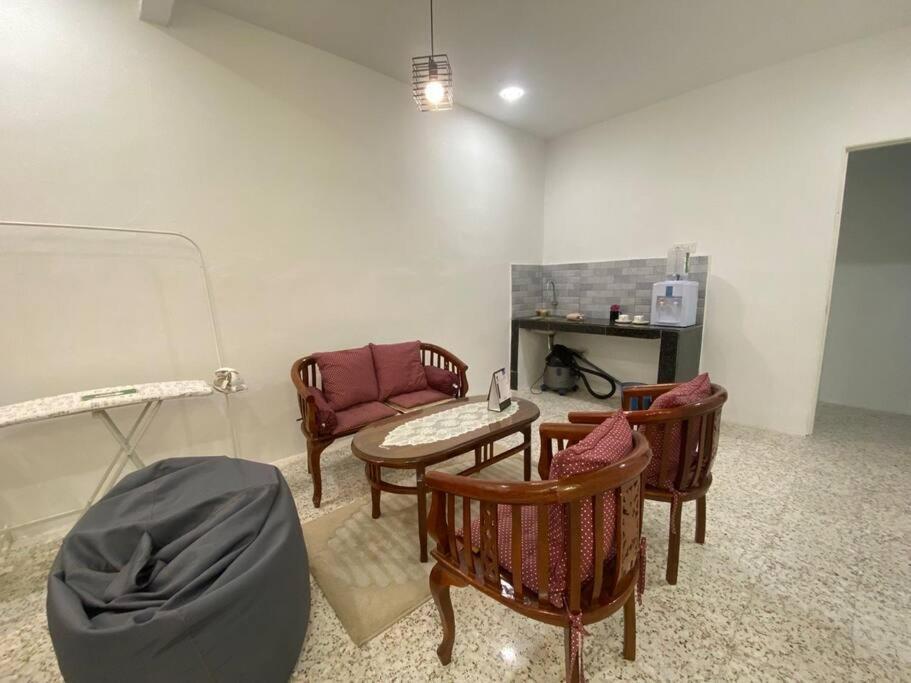 The Lawo Homestay Kuala Terengganu Esterno foto